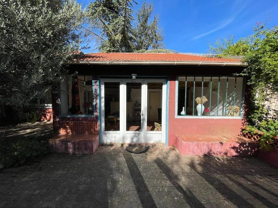 Charmante Maison Dans Jardin, Calme, 55M2- 2Ch, Metro, Tres Proche Paris ヴィトリー・シュル・セーヌ エクステリア 写真