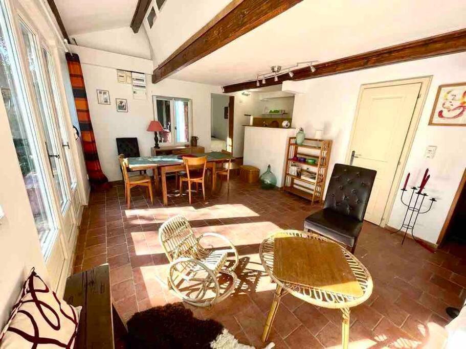 Charmante Maison Dans Jardin, Calme, 55M2- 2Ch, Metro, Tres Proche Paris ヴィトリー・シュル・セーヌ エクステリア 写真